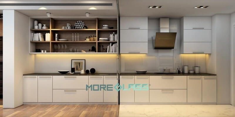 Thiết kế và thi công mẫu kính ốp bếp màu trắng đẹp cho chung cư, biệt thự, nhà phố.